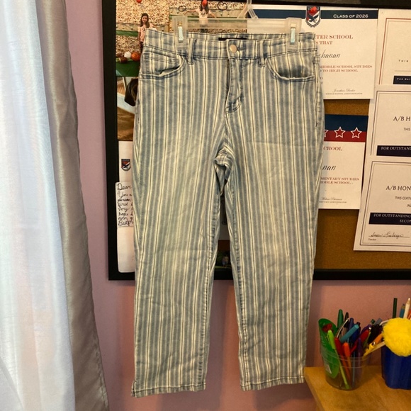 Nine West blue white striped chrystie capri straight leg missy jeans - Picture 2 of 8
